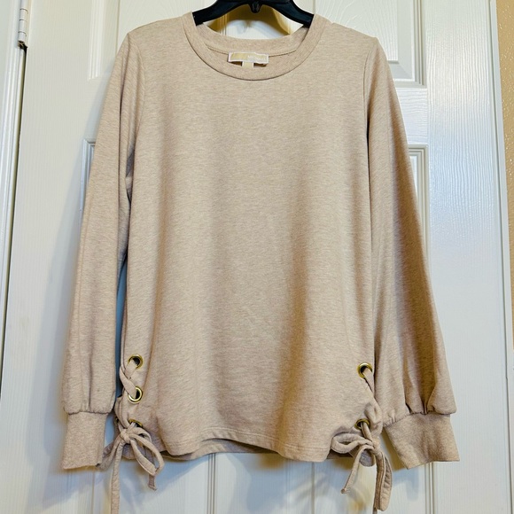 Michael Kors Sweaters - Michael Kors Beige Sweater Size M 🤎